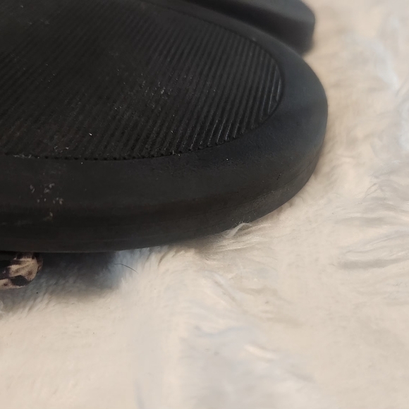 Size.9  14 & Union - Picture 6 of 10